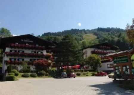 St. Hubertushof Hotel